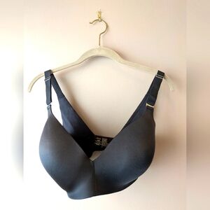 Soma Vanishing Back Wirefree Black Bra 36DD